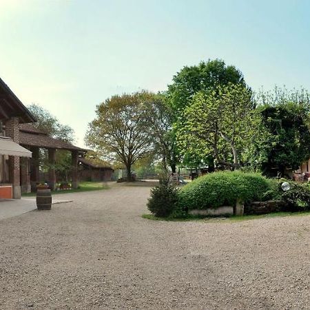 Bed and Breakfast Agriturismo Cascina Selva Ozzero Экстерьер фото